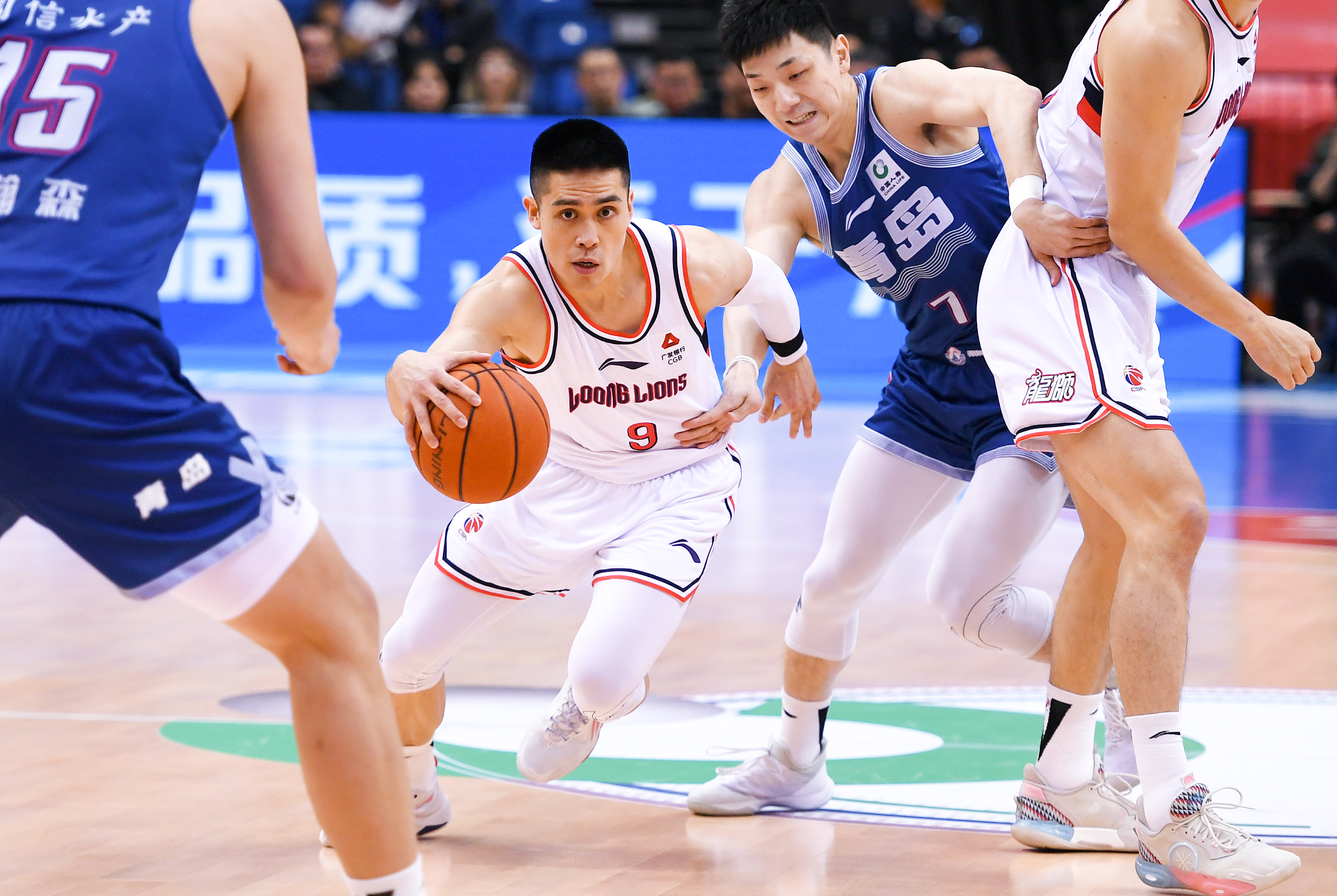 首杀参与率 首杀参与率